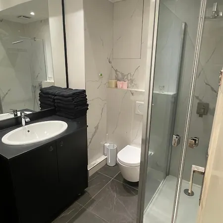 Luxury Times Square District Apartment Paris