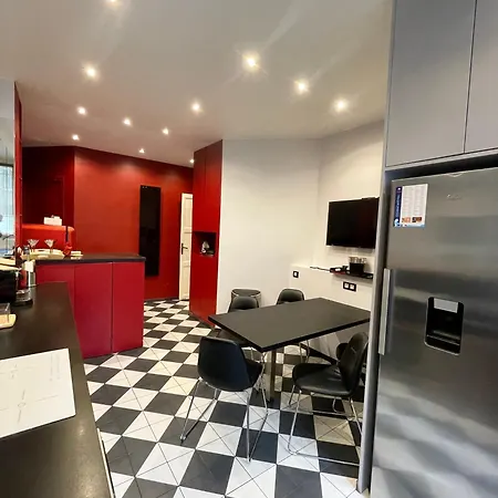Luxury Times Square District Apartment Paris